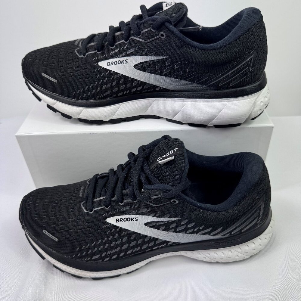 Brooks Ghost 13 Womens Running Shoes Style #1203381D012 Sz 9 Wide